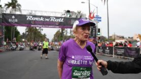 Gladys Burrill gerçekten inanılmaz bir kadındır. Honolulu Maratonunu 92 yaşında tamamladıktan sonra ün kazandı.