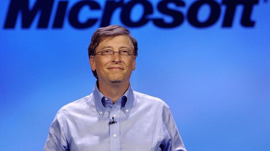 Bill Gates - 1975 senesinde Microsoft'u kurmuş ve şuan dünyanın en zengin 2. kişisi unvanına sahiptir.