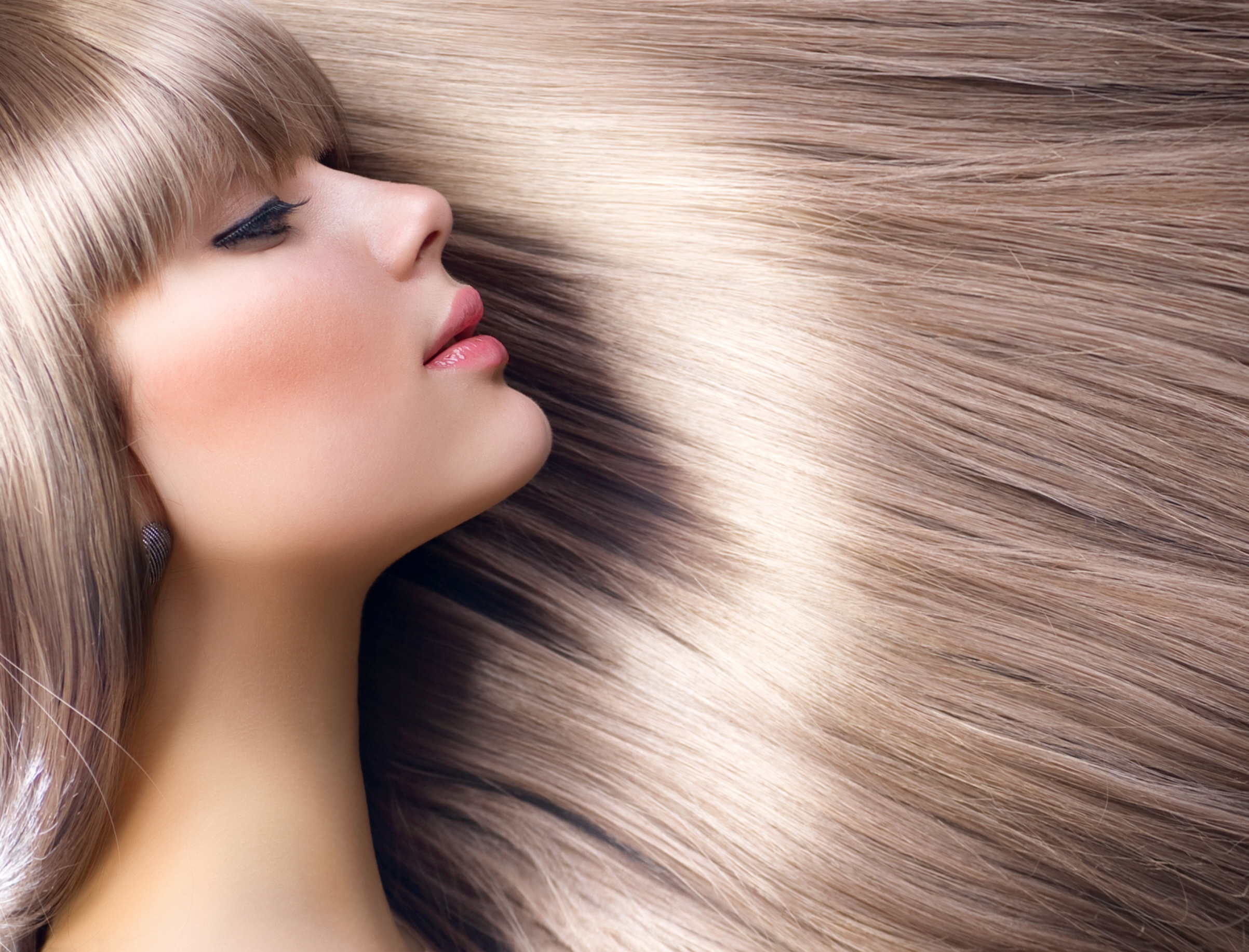 Keratinin faydaları yoğunluk olarak saçın üzerine yoğunlaşmaktadır.