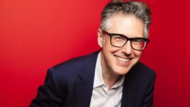 Ira Glass - Başarılı olmak, her bireyin istediği, uğruna zamanını hatta hayatını harcadığı bir olgudur.